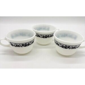 3 Vintage Pyrex Corelle Old Town Blue Onion Milk Glass Coffee / Tea Cup